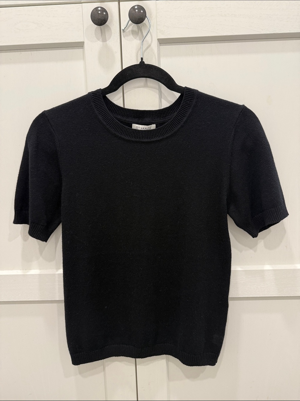 Dynamite Silk Cashmere Crewneck Short Sleeve Sweater Black size Medium